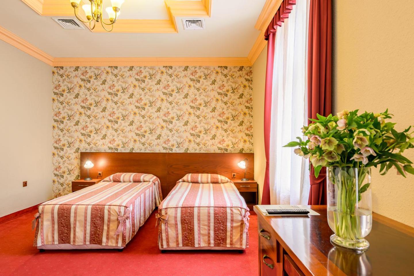 Boutique Splendid Hotel Varna ภายนอก รูปภาพ